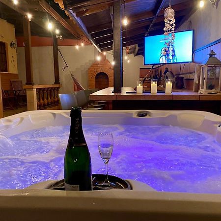 3-Bedroom Villa With A Jacuzzi Noord Kültér fotó