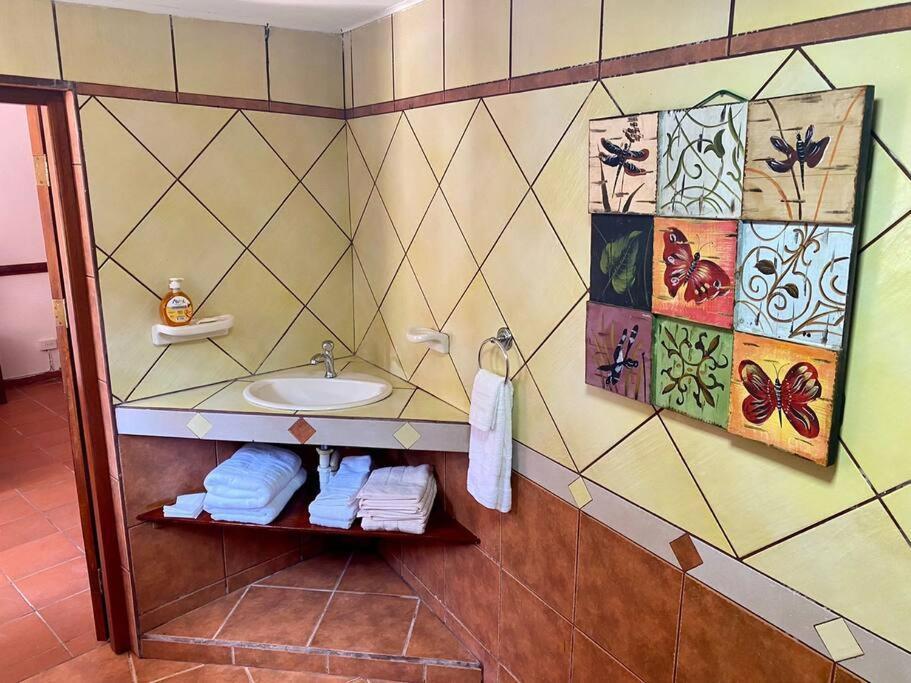 3-Bedroom Villa With A Jacuzzi Noord Kültér fotó