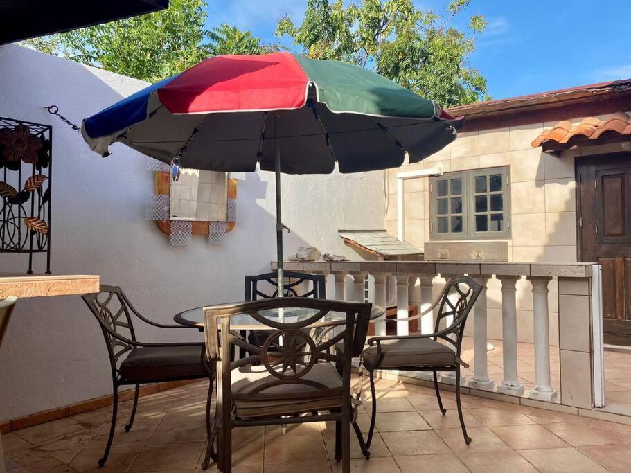 3-Bedroom Villa With A Jacuzzi Noord Kültér fotó